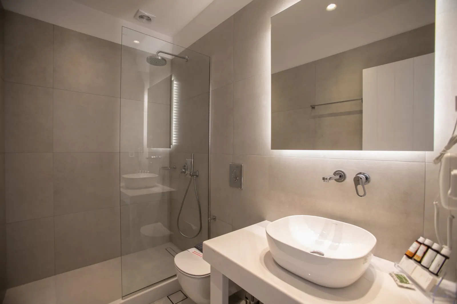 Deluxe Double Room Side Sea View