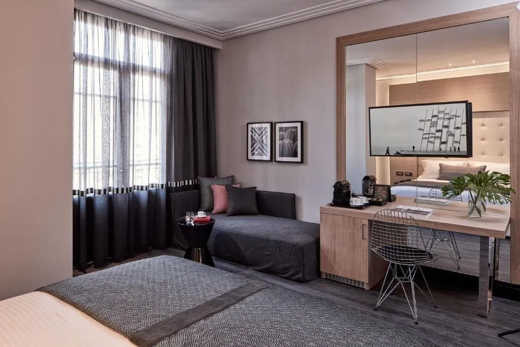 Superior Junior Suite