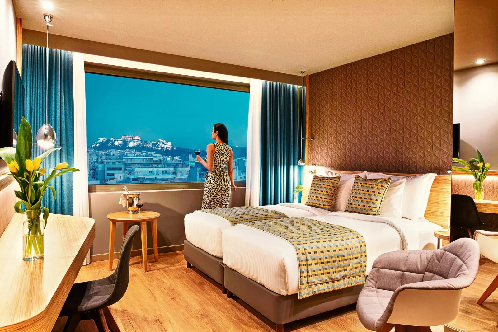 Executive Twin Acropolis View