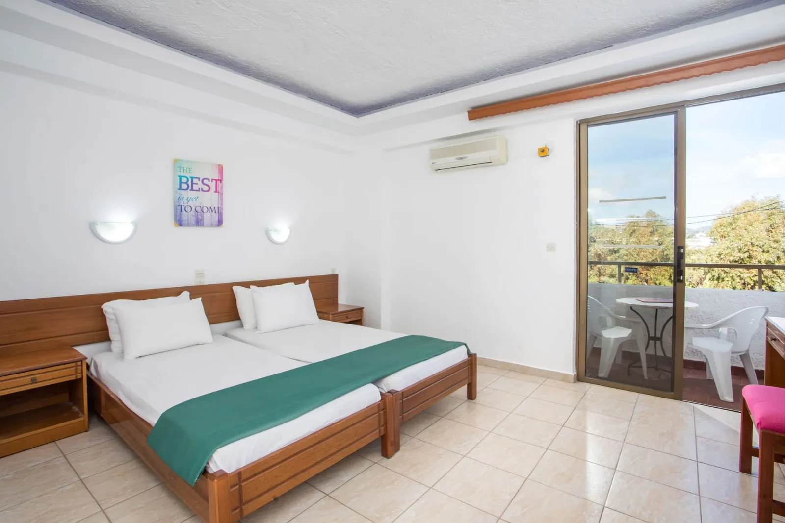 Comfort Twin Room