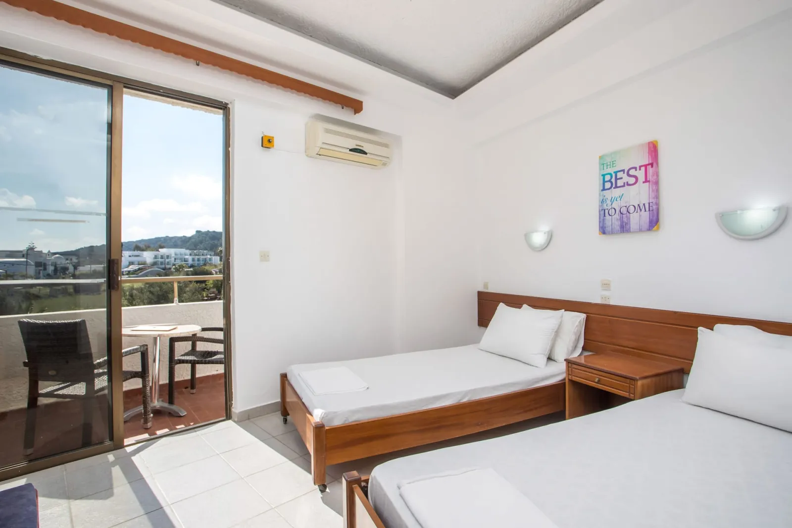 Standard Twin Room