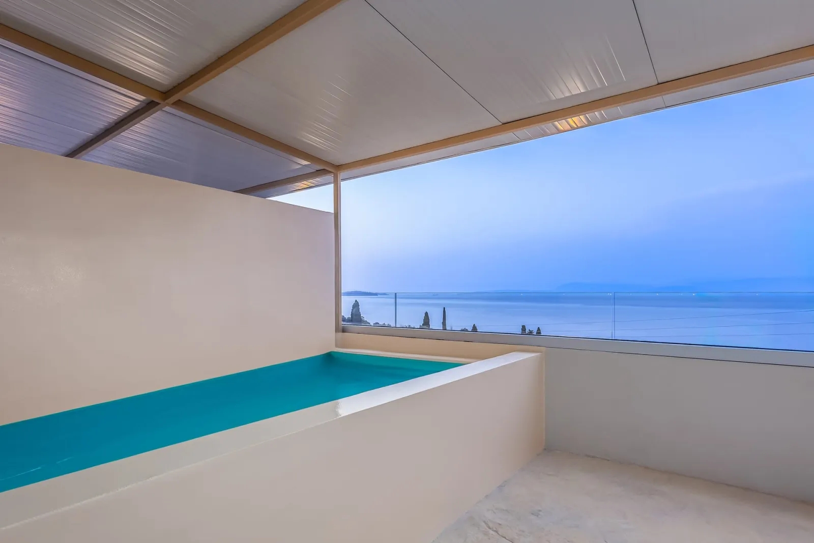 Luxury Room with Private Plunge Pool & Sea View