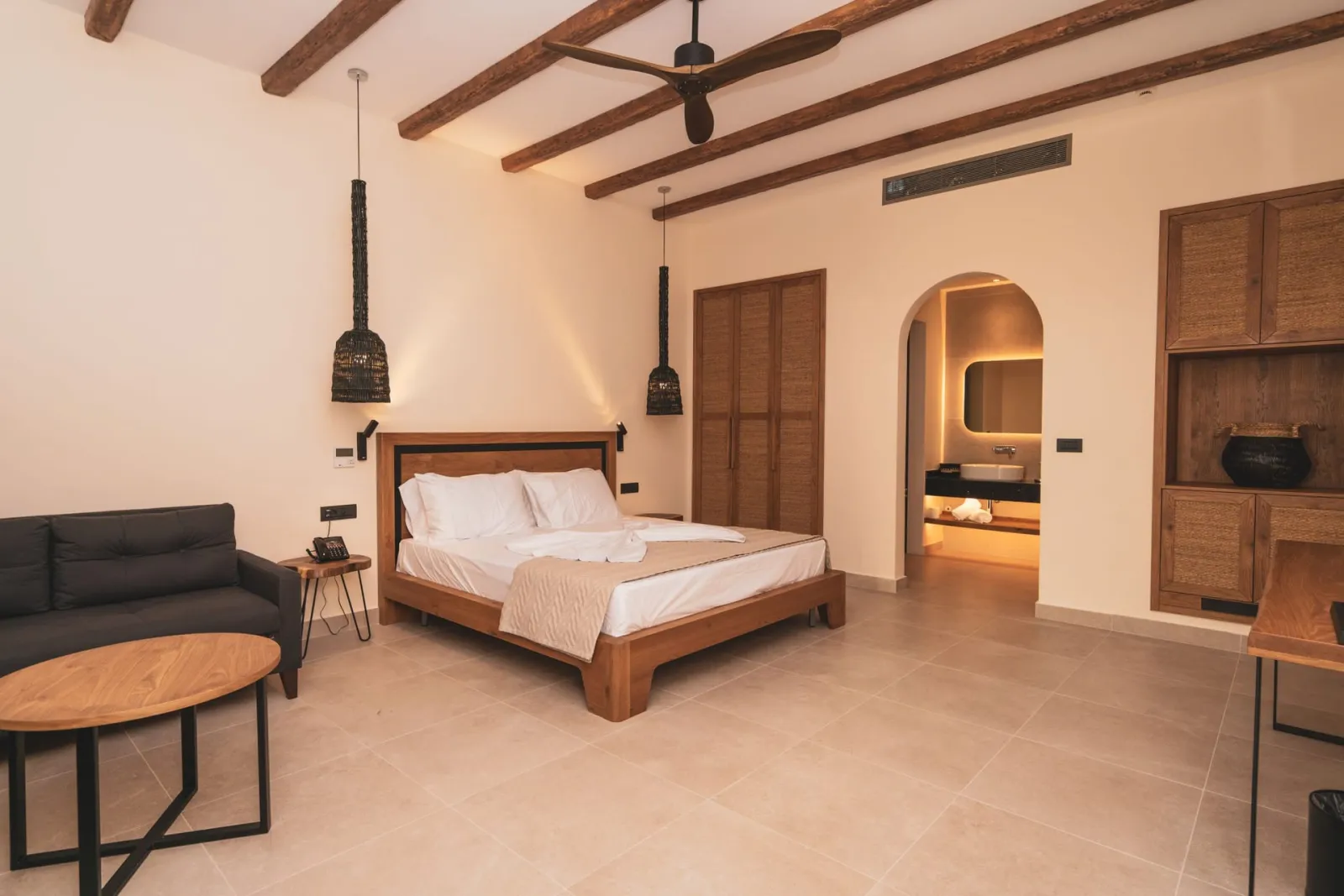 Deluxe Family Room with Sea View