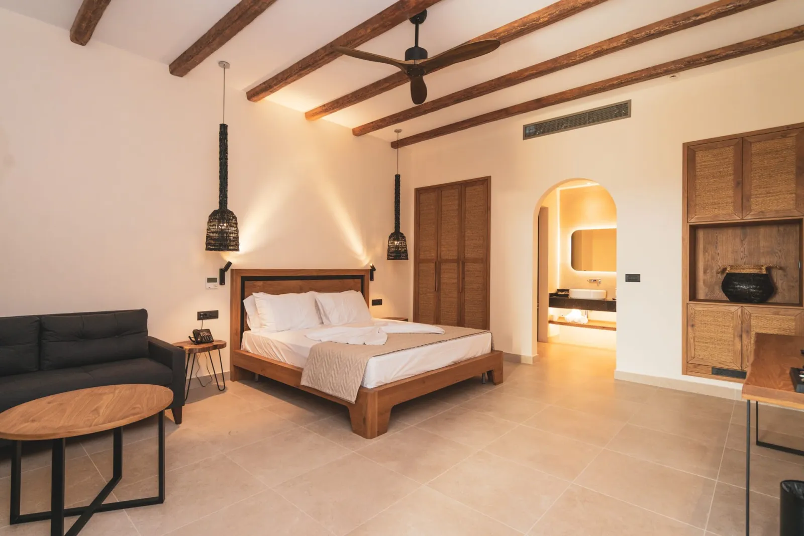 Deluxe Suite with Private Pool and Sea View