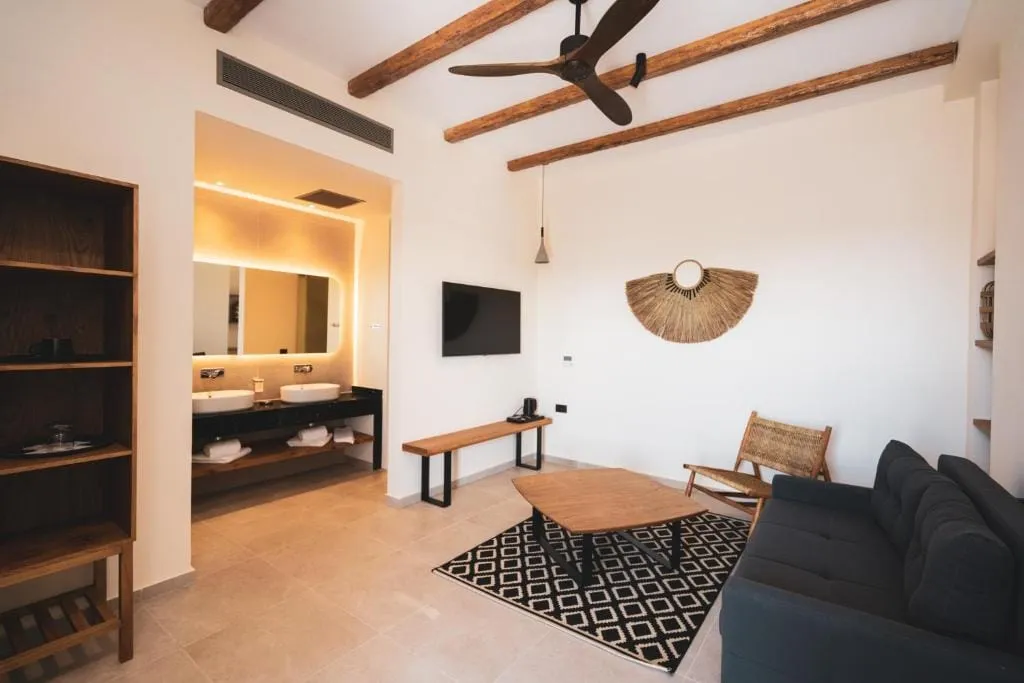 Premium Two - Space Suite With Private Pool and Sea View