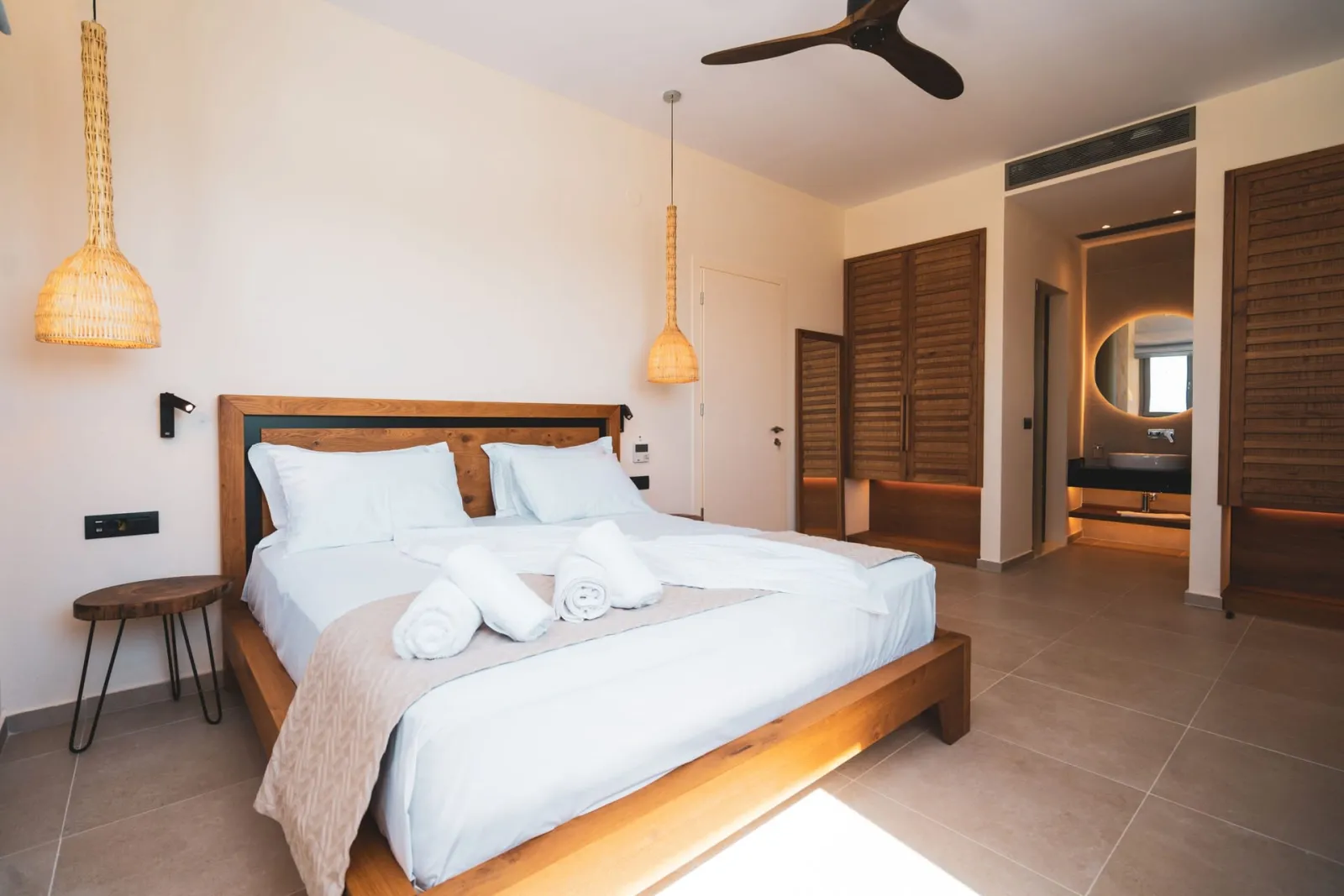 Blanc Two-Bedroom Suite with Private Pool and Sea View