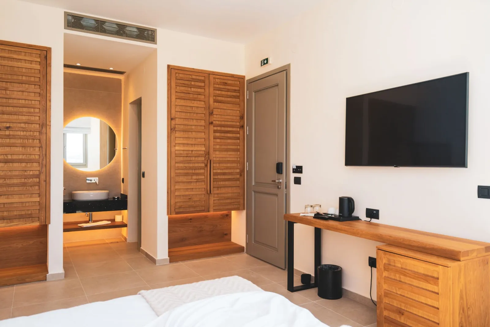 Blanc Two-Bedroom Suite with Private Pool and Sea View