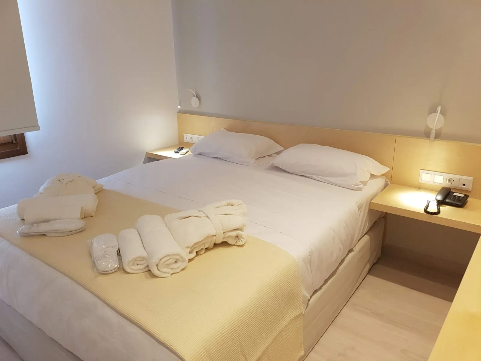 Room II - Double Room with Window First Floor