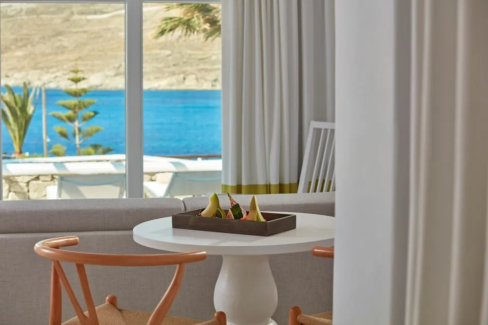 Deluxe Suite Sea View with Jacuzzi