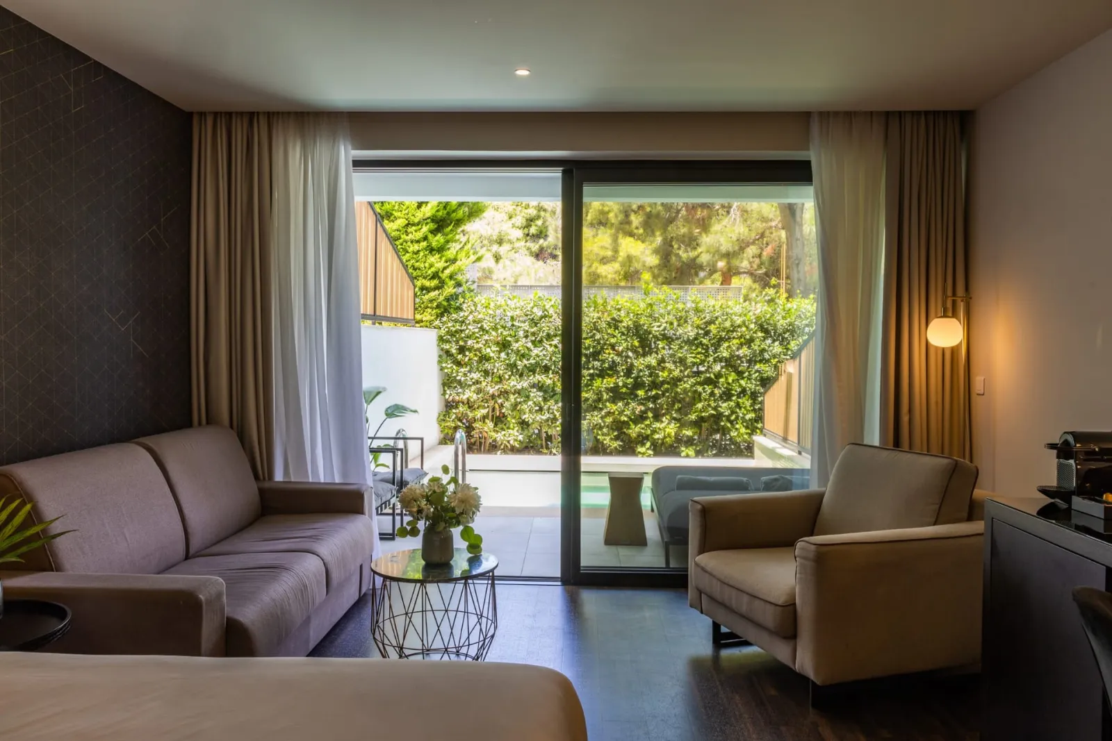 Deluxe Suite with Private Pool