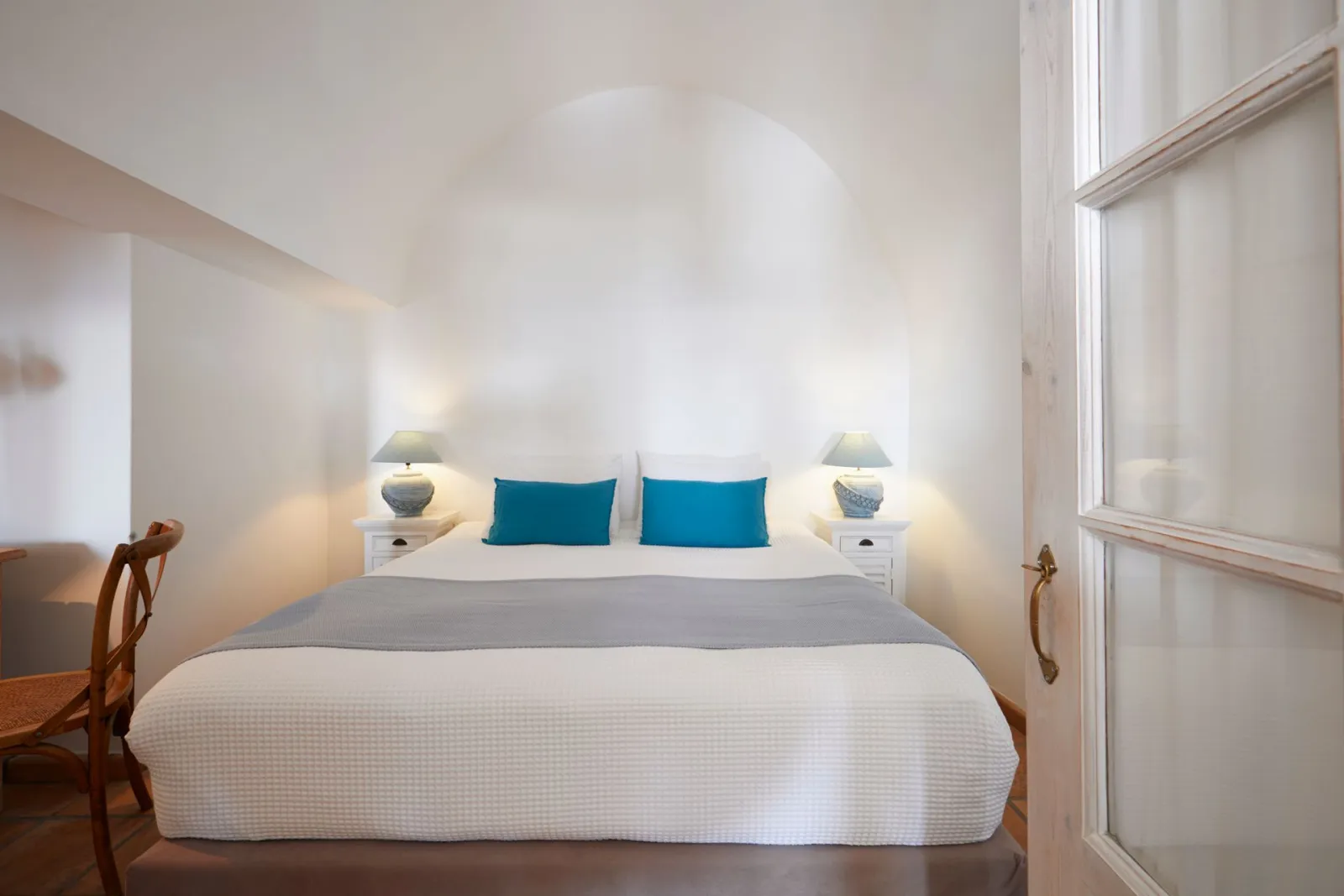 Honeymoon Suite with Jacuzzi