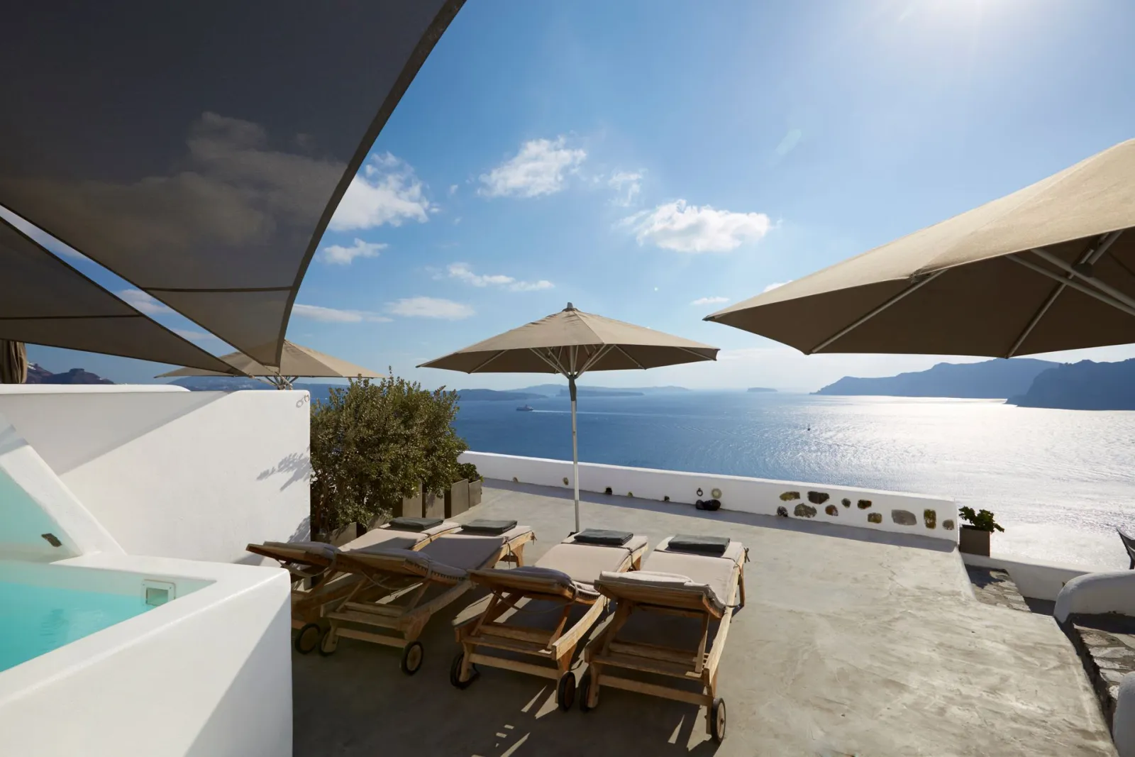 Atrina Villa with Jacuzzi