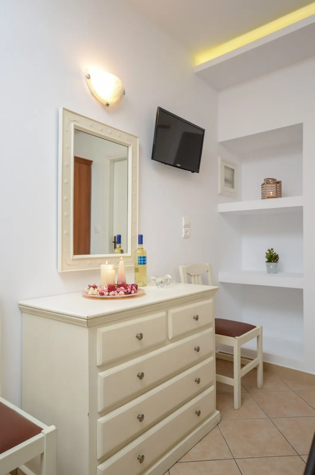 Semi-Basement (3 Adults)