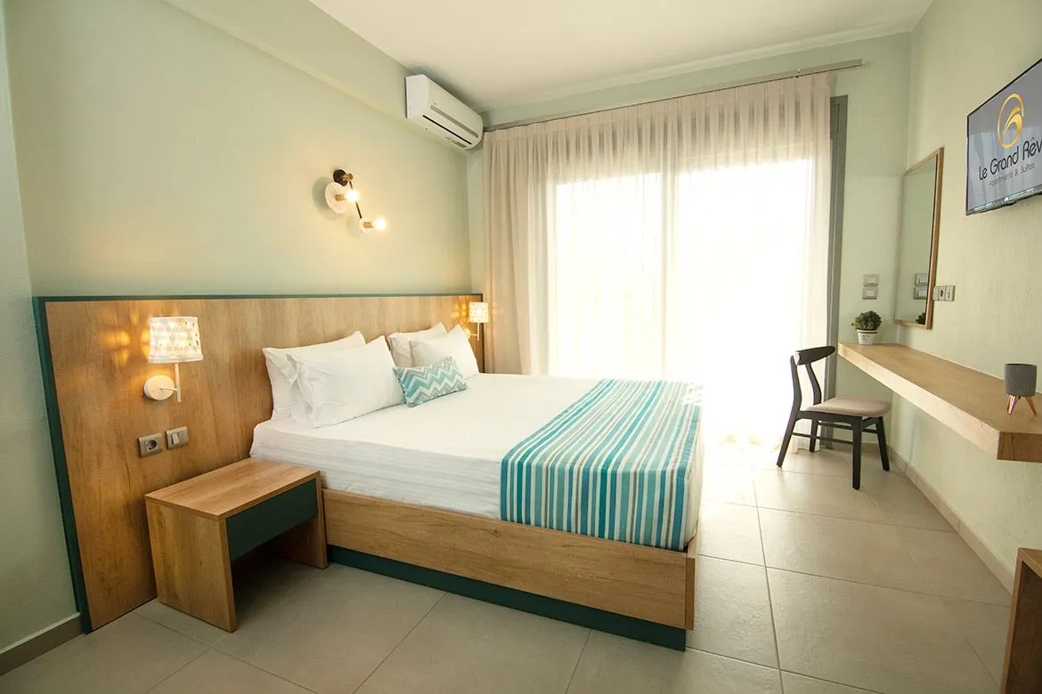 Smart Economy Junior Suite
