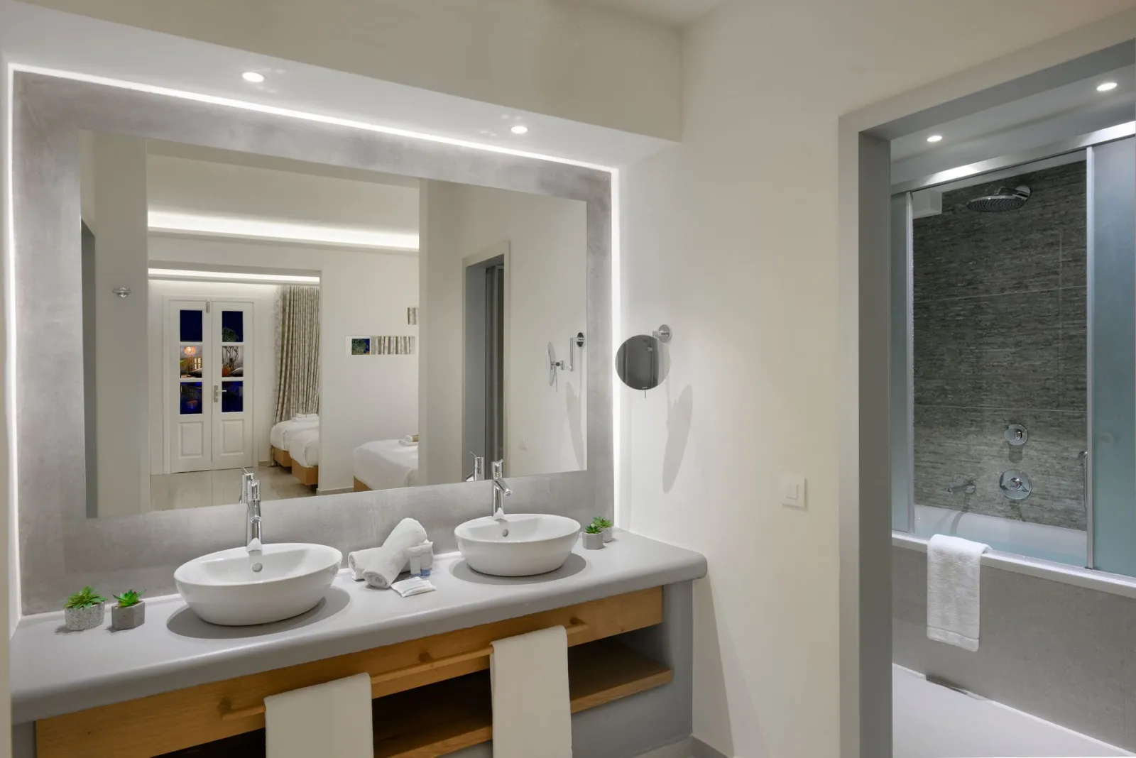 Superior Triple Room