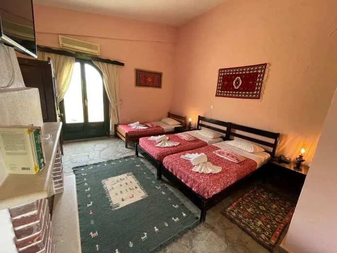Triple room (3 adults)