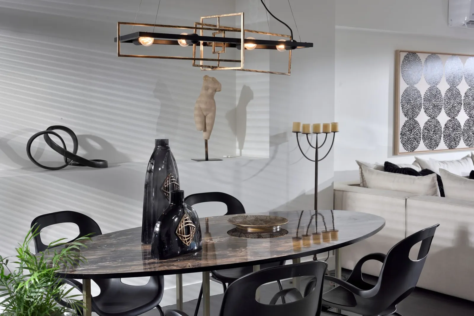 Ater Albus Senior Loft | Acropolis View