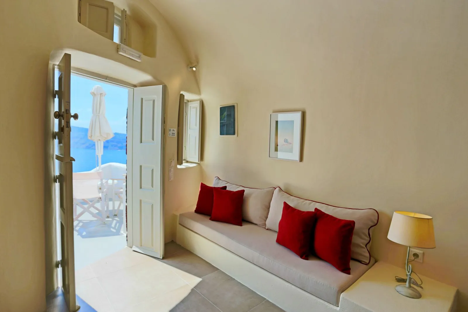 Cave Suite with Caldera &amp; Sea View