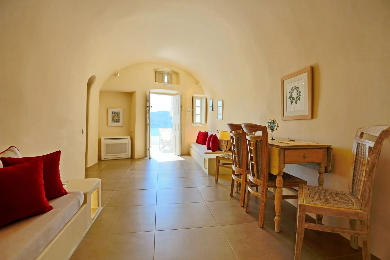 Cave Suite with Caldera &amp; Sea View