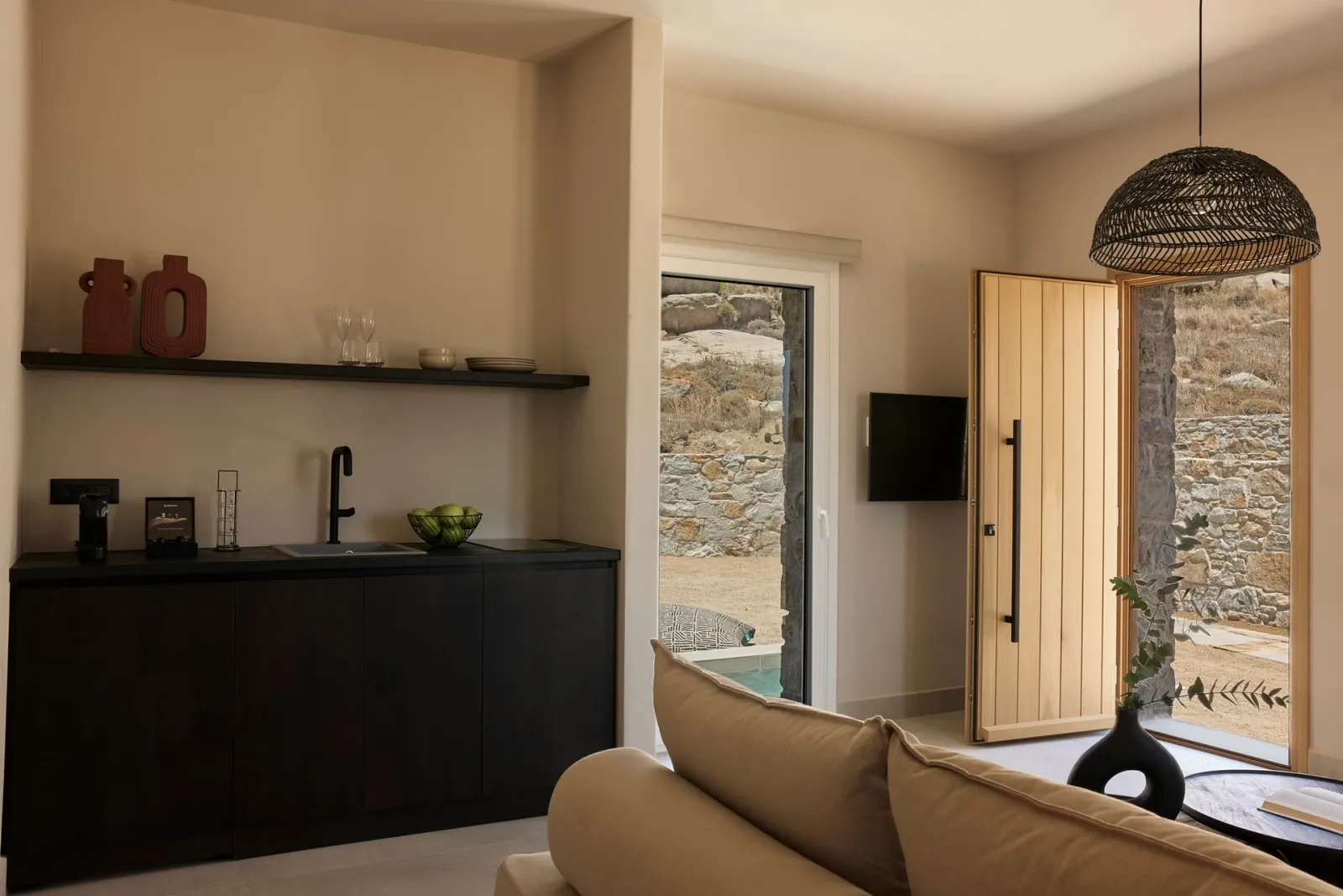 Executive One Bedroom Villa with Outdoor Jacuzzi (Naxian Rhapsody)