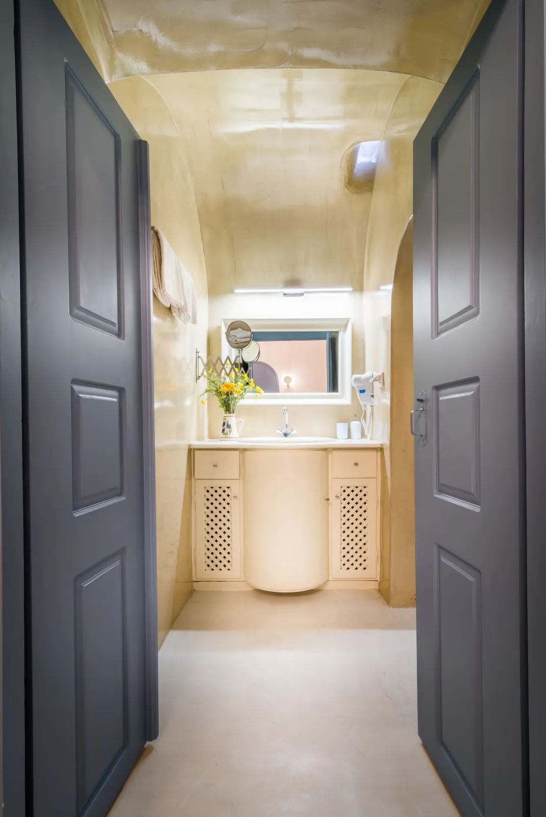 Master Suite with Outdoor Private Heated Tub