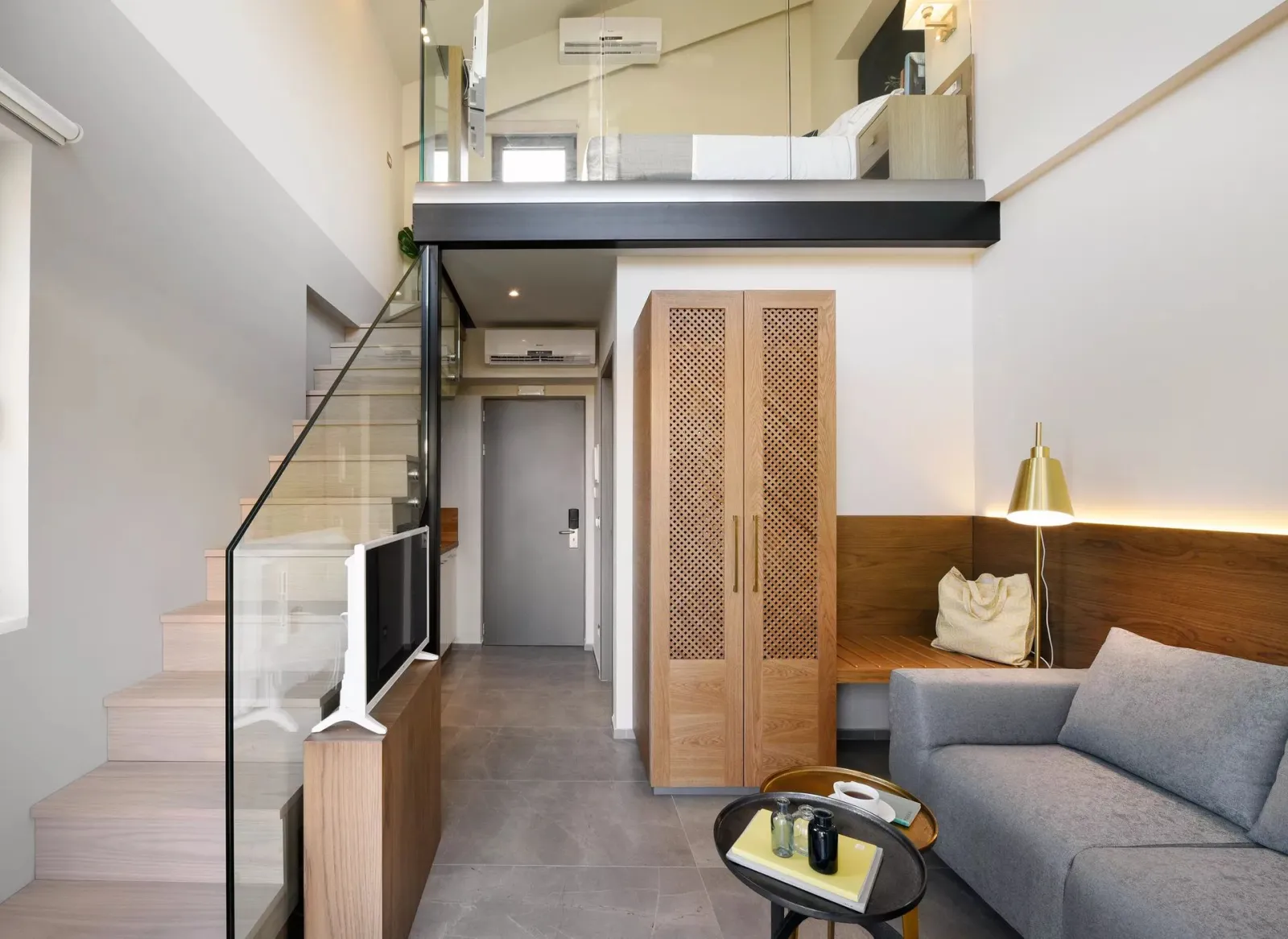Premier Loft