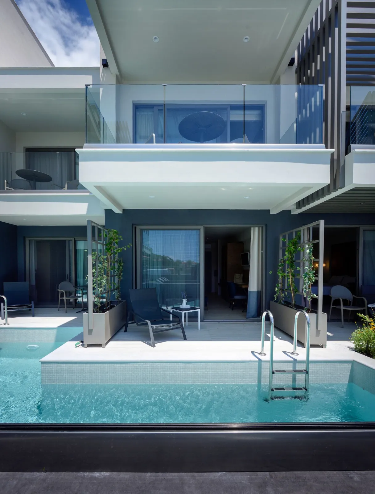 Serenity Suite Pool Access