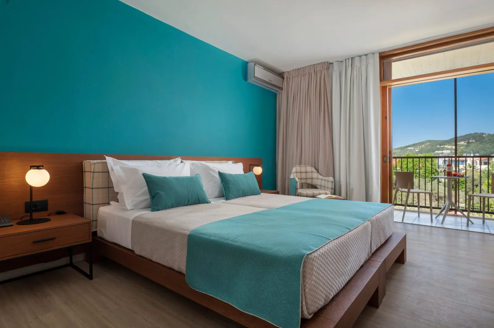 STANDARD ROOM SIDE SEA VIEW