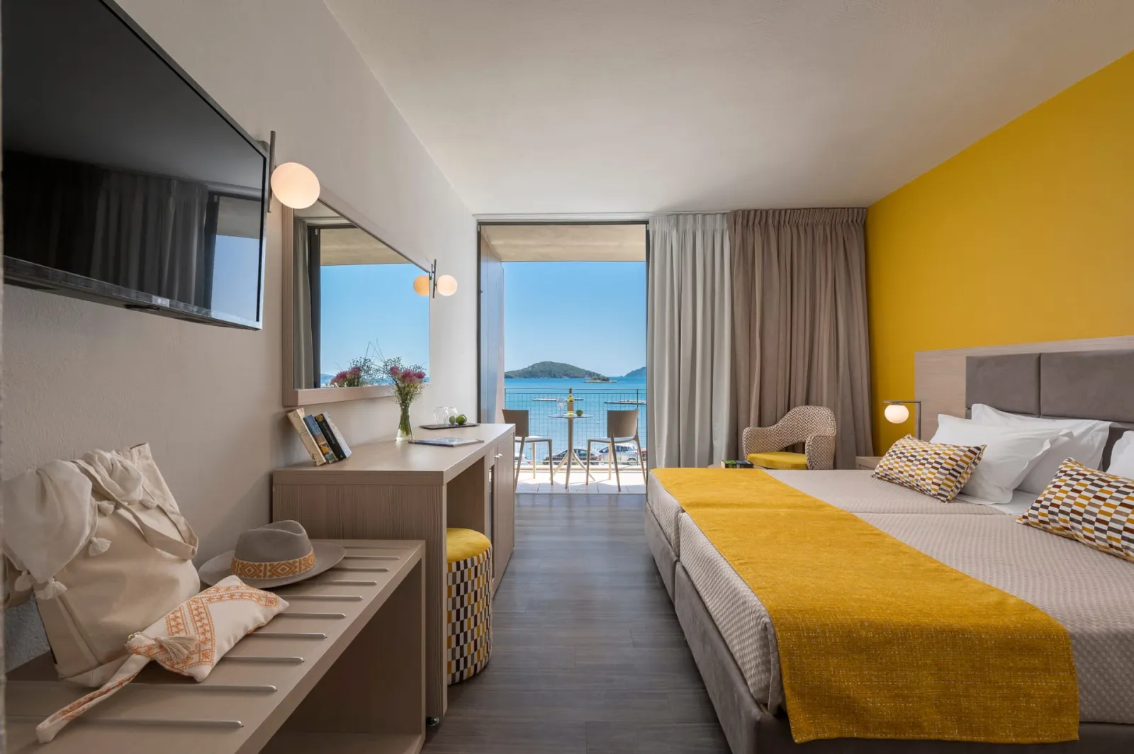 PREMIUM ROOM FULL SEA VIEW