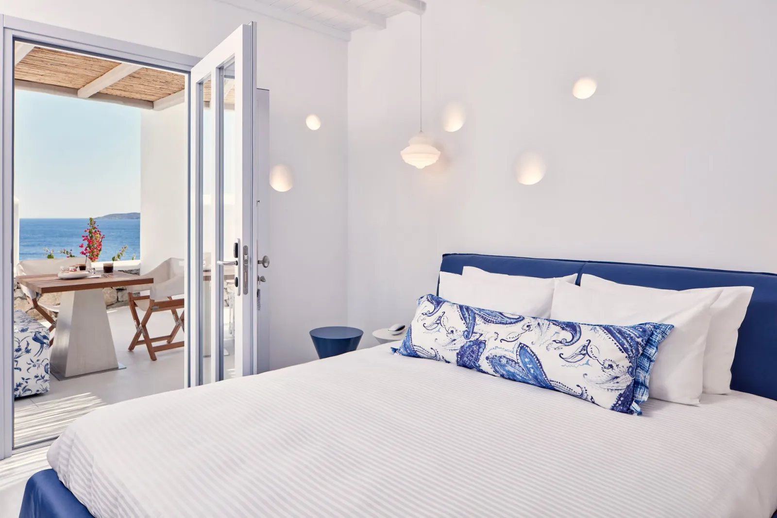 Senior Suite with Open Air Jetted Tub and Sea View