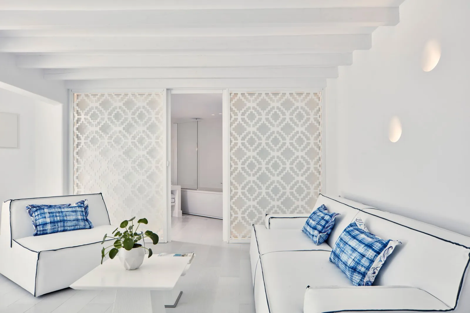 Master Suite with Private Pool and Sea View