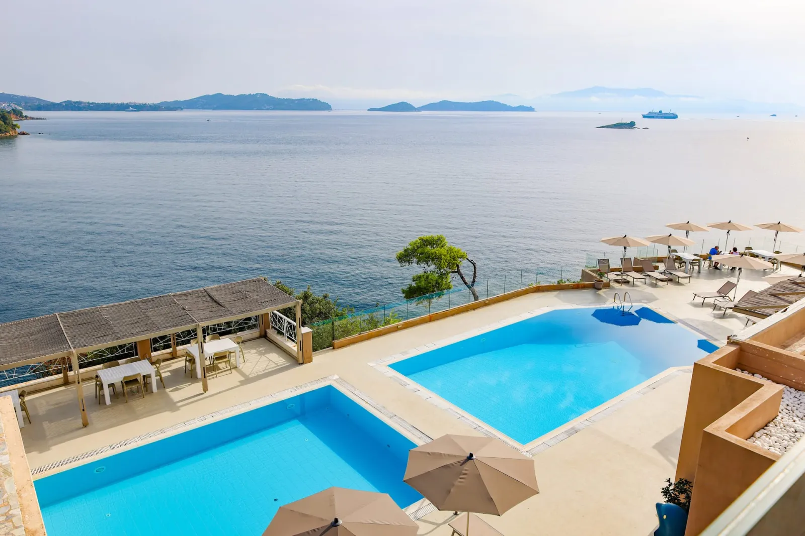 Two-Bedroom Suite Sea View