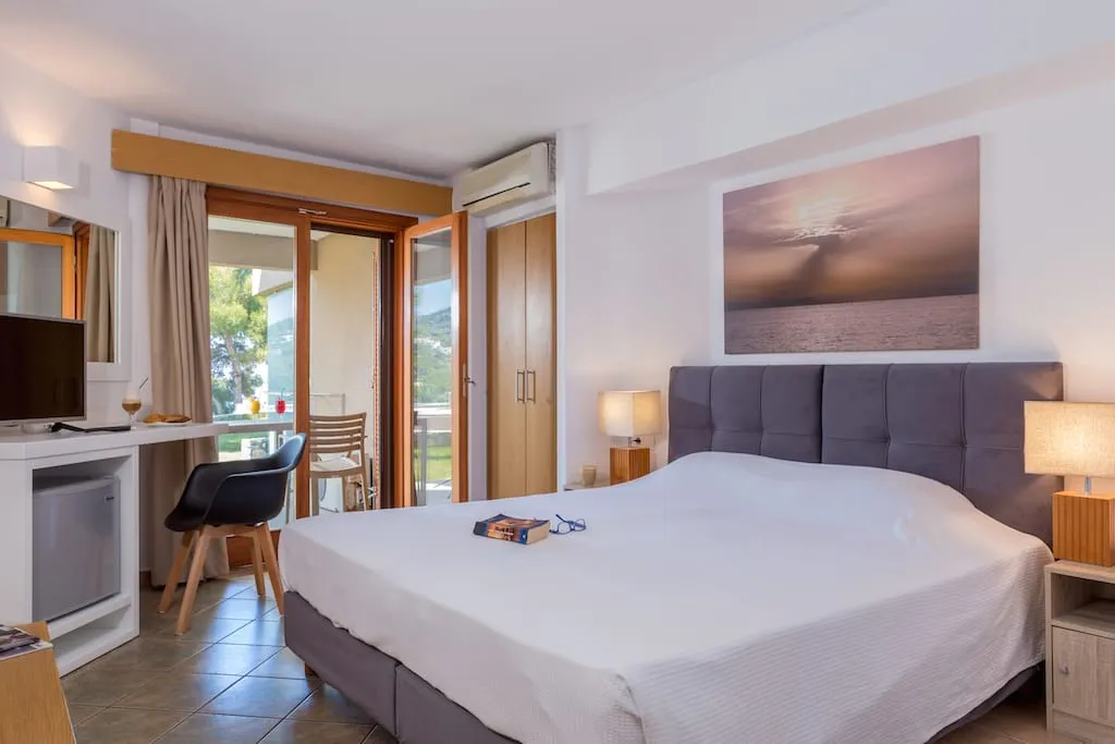 Classic Double Partial Sea View