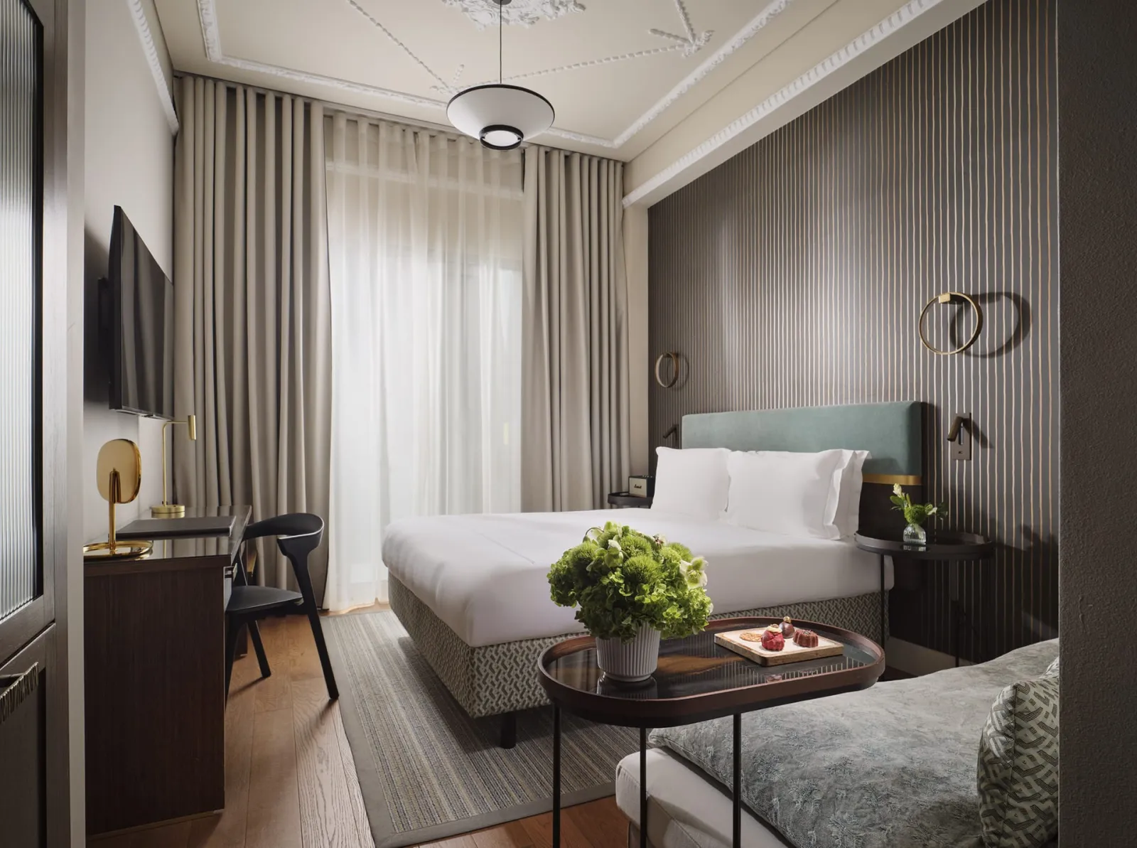 Executive Courtyard Room