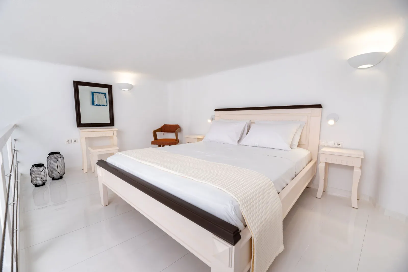 Grand Suite with Pool View - Split Level