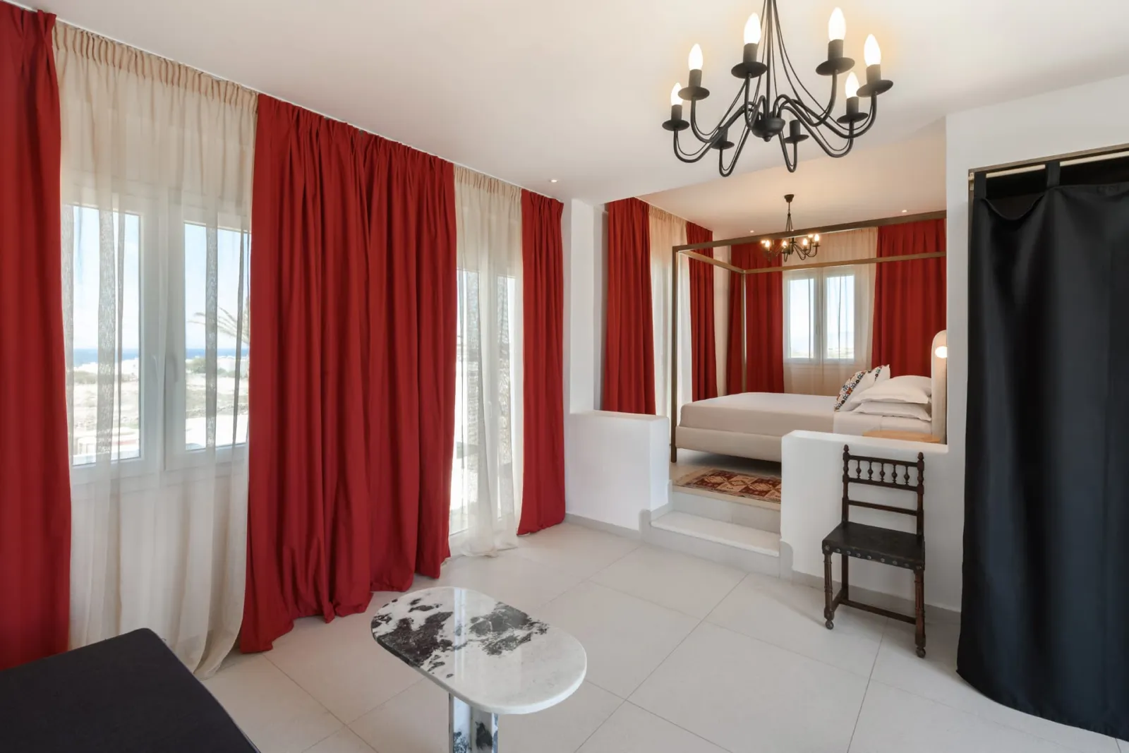 Signature Suite balcony pool/sea view