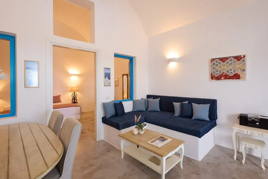 Family Villa with private pool &amp; sea view