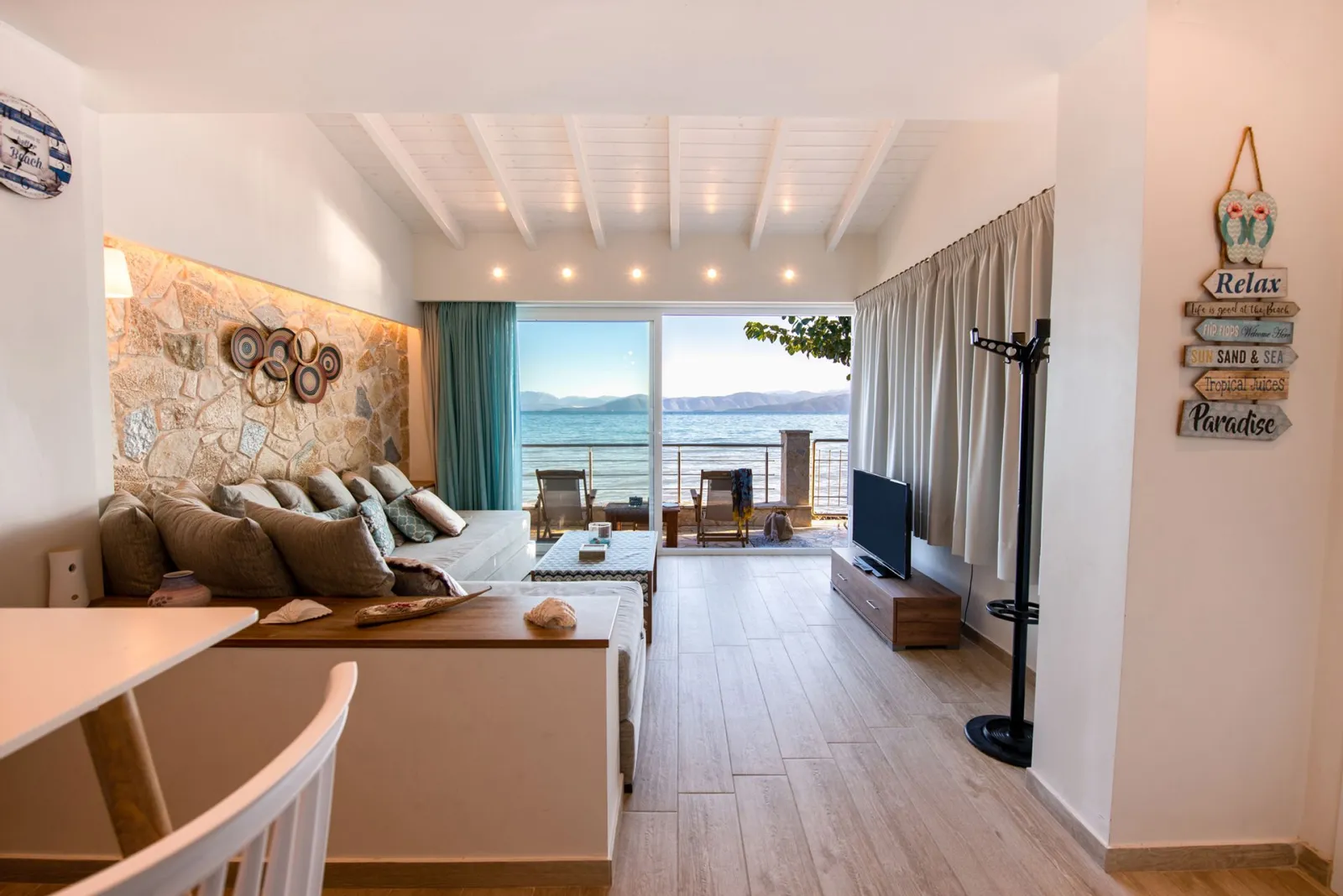 Beachfront Villa | Annex Building