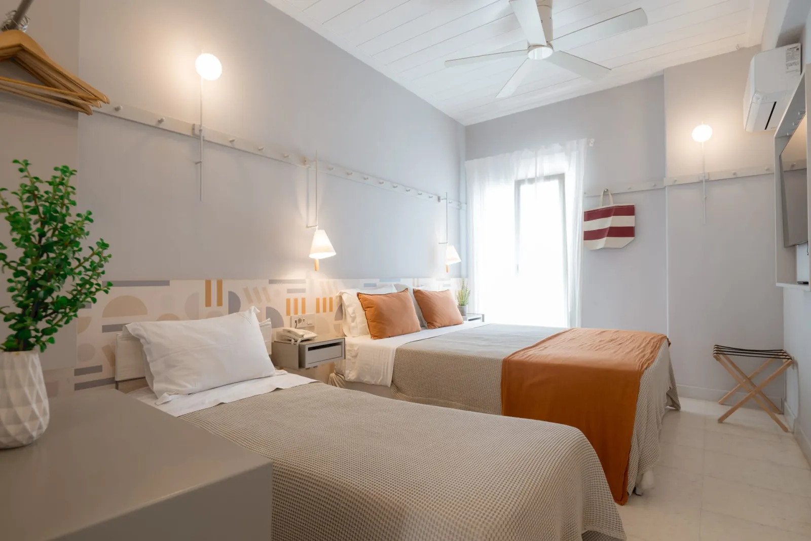 Triple Room