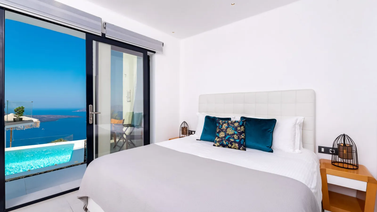 Honeymoon Suite with Outdoor Private Pool &amp; Sea View