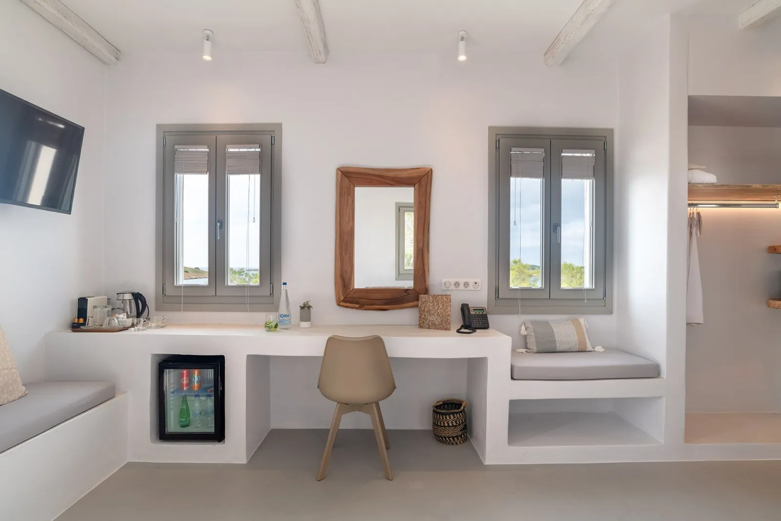 Superior Family Suite with Outdoor Jetted Tub & Sea View