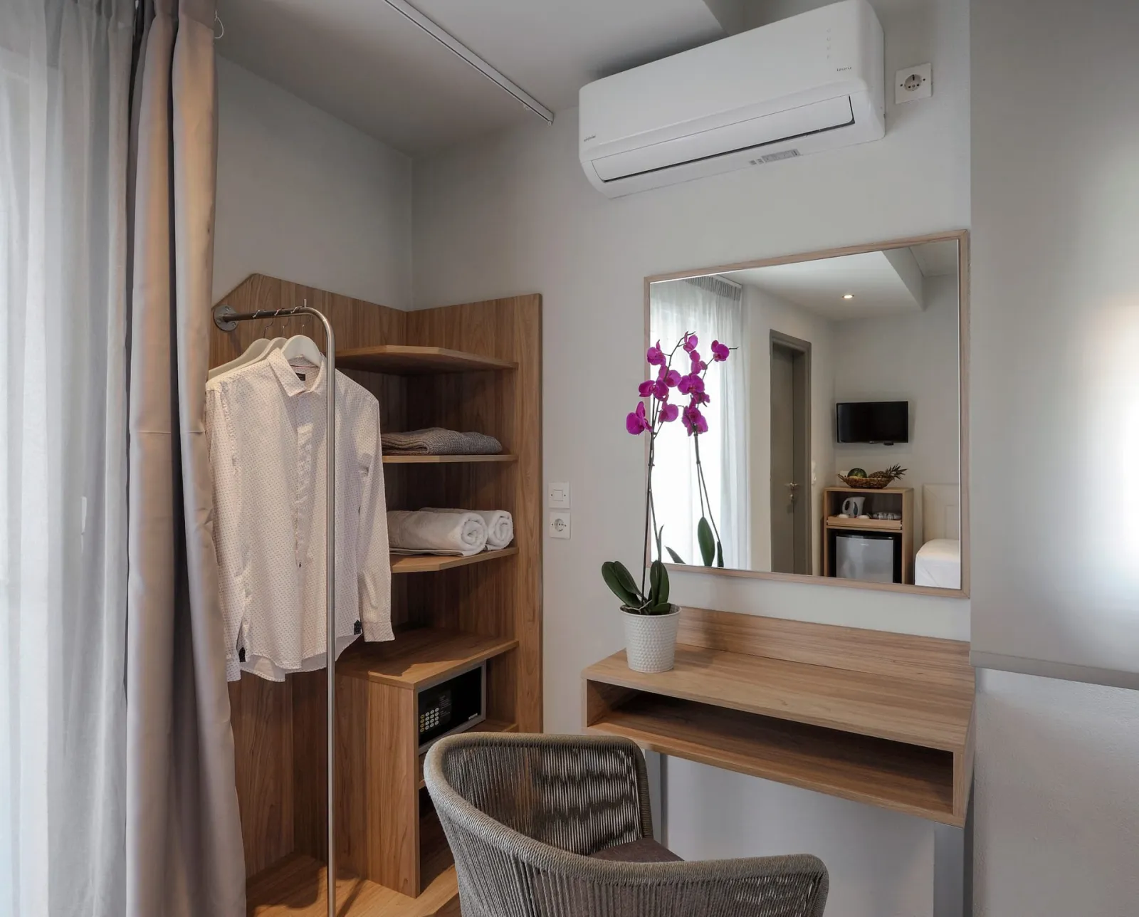Deluxe Triple Room with Balcony