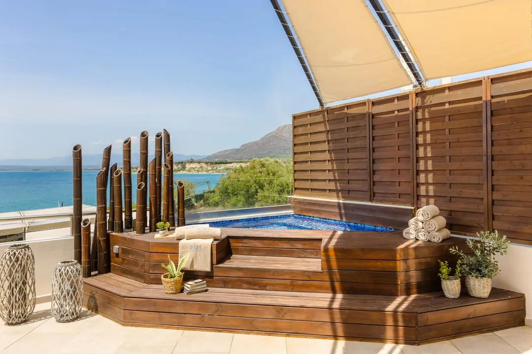 Executive Suite with outdoor jet tub