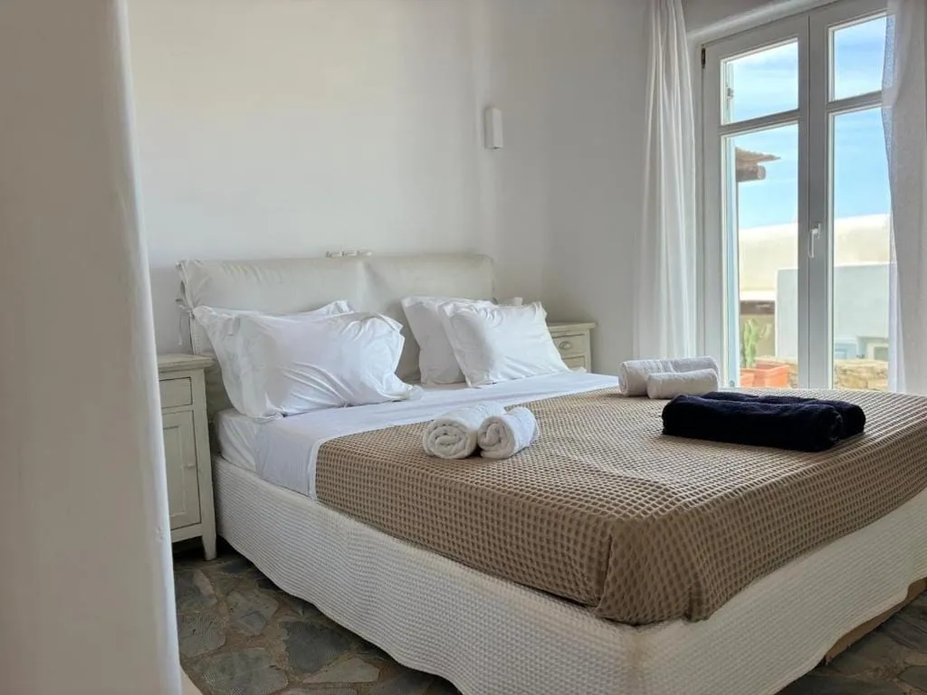 Deluxe Suite Sea View (Anemos)