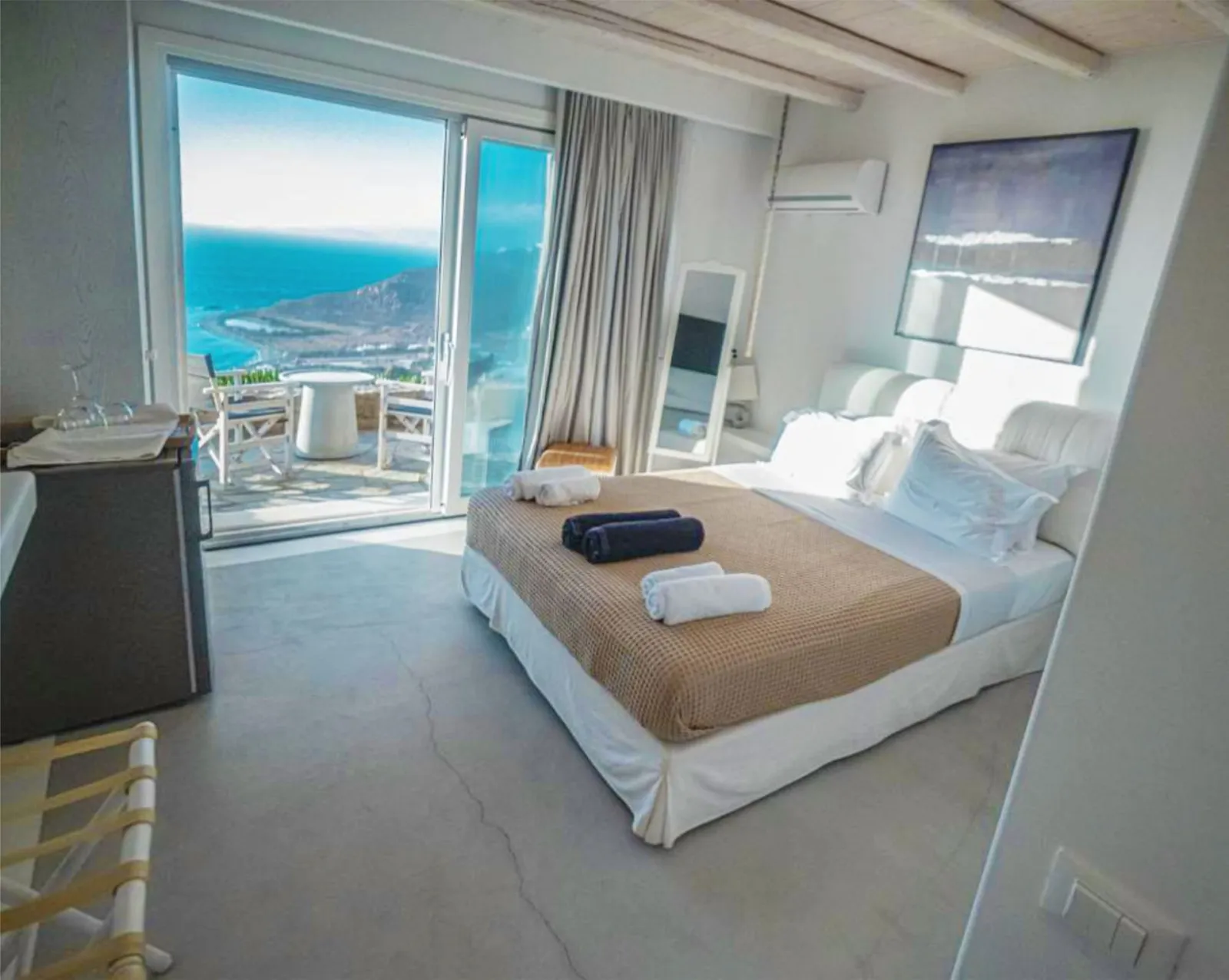 Blue Horizon Suite