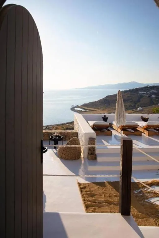 ONAR SUNSET SUITE