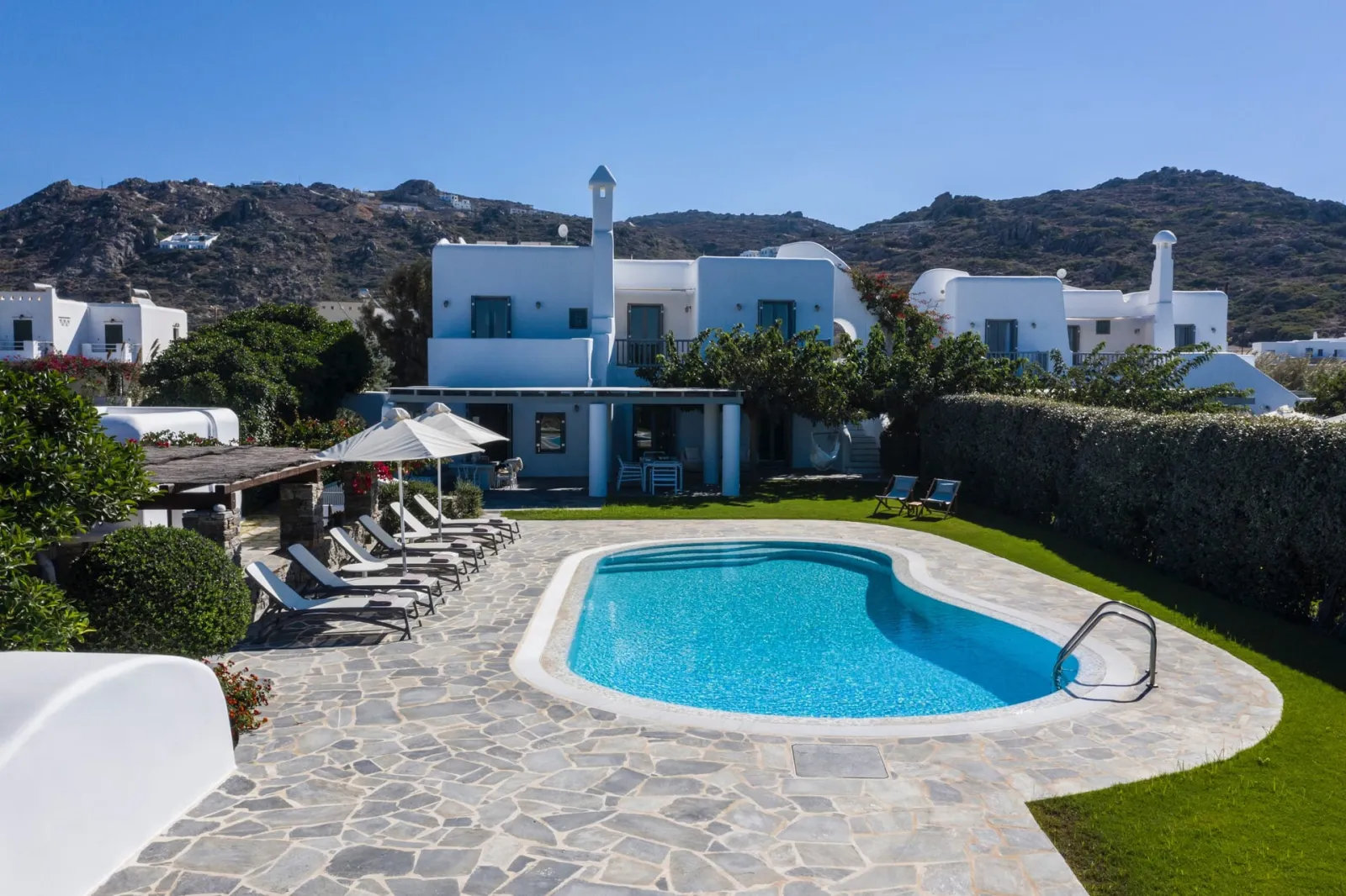 Aqua Breeze North Villa on the beach