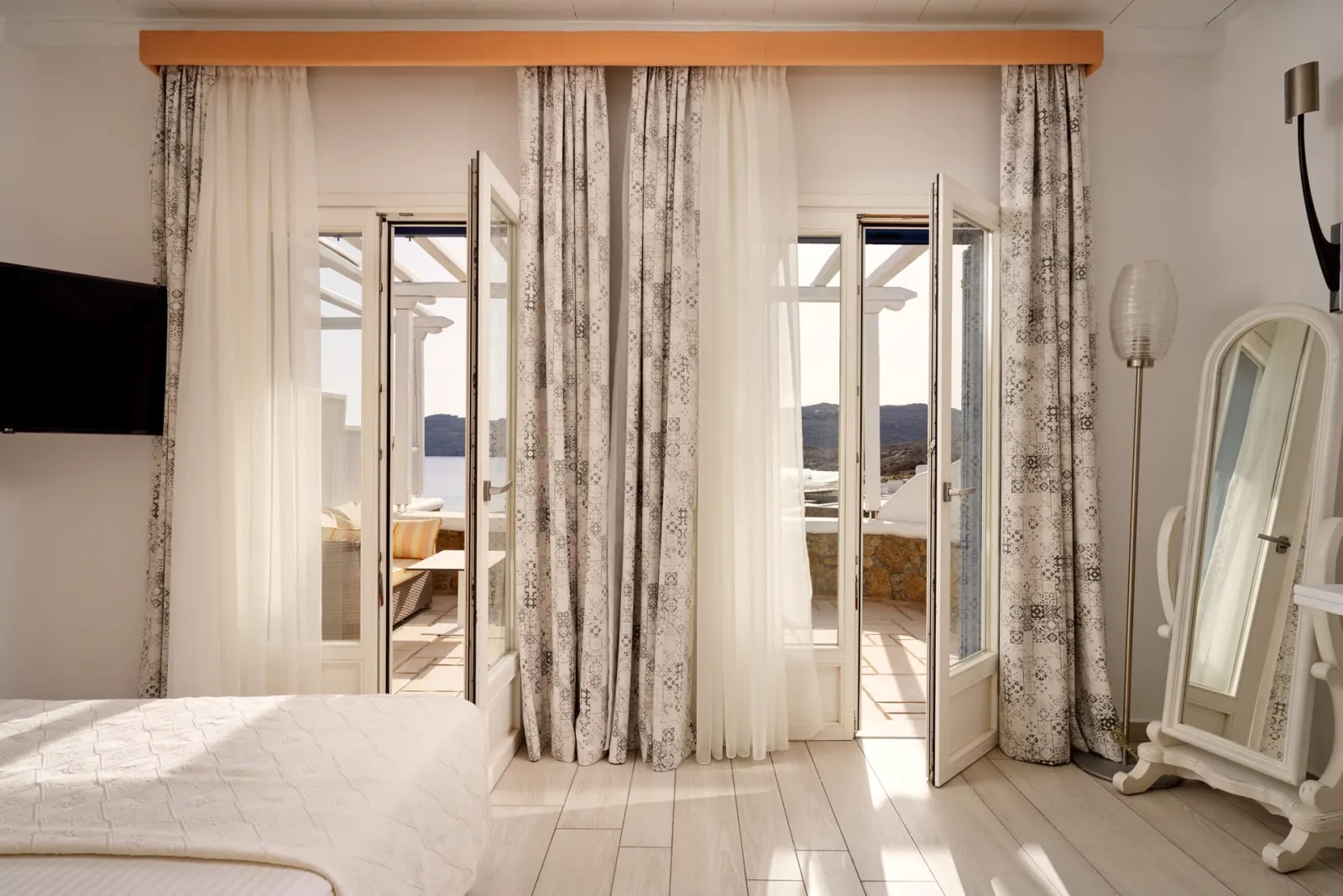 Superior Sea View Suite with Private Pool