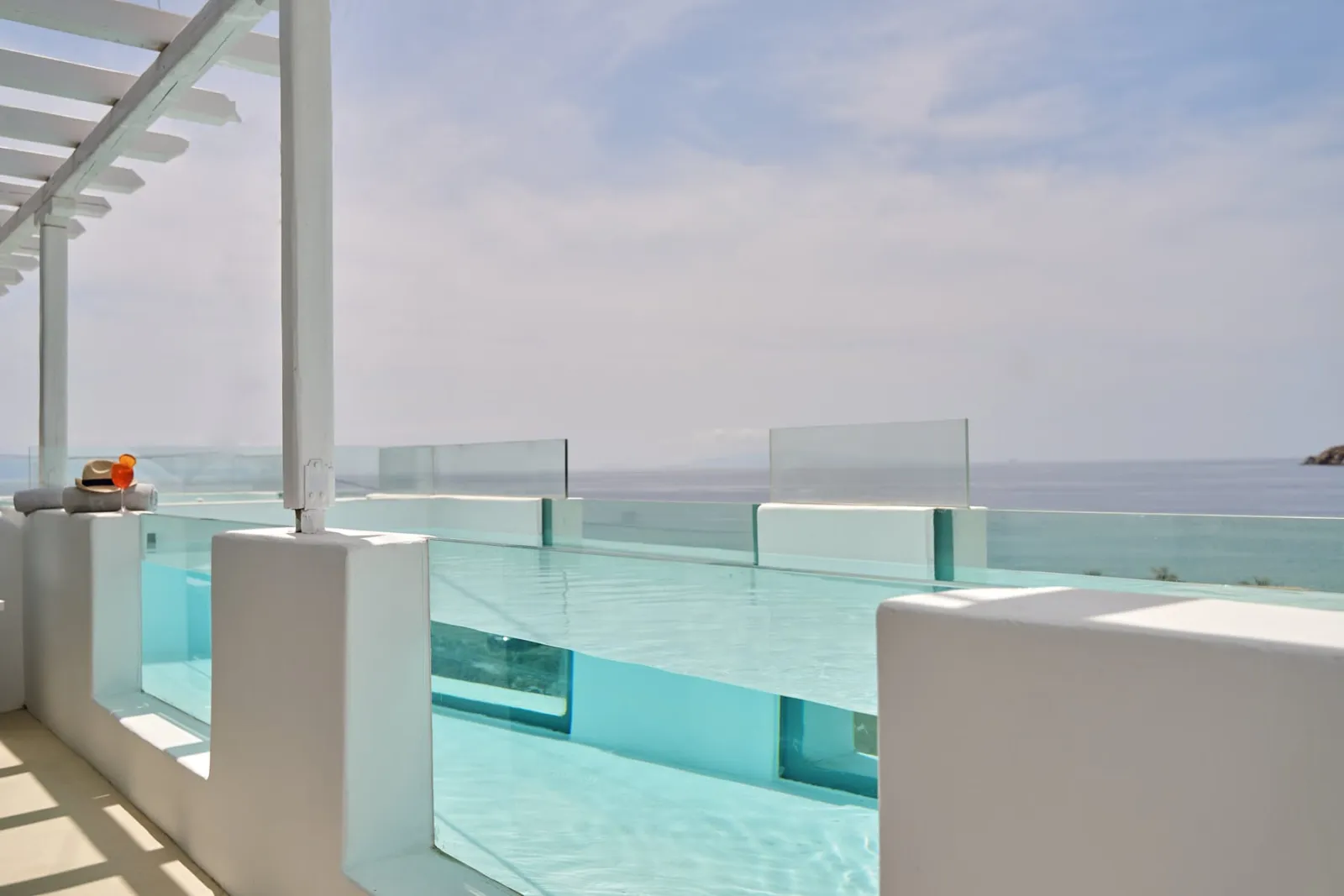 Executive Sea View Suite with heated pool-outdoor Spa