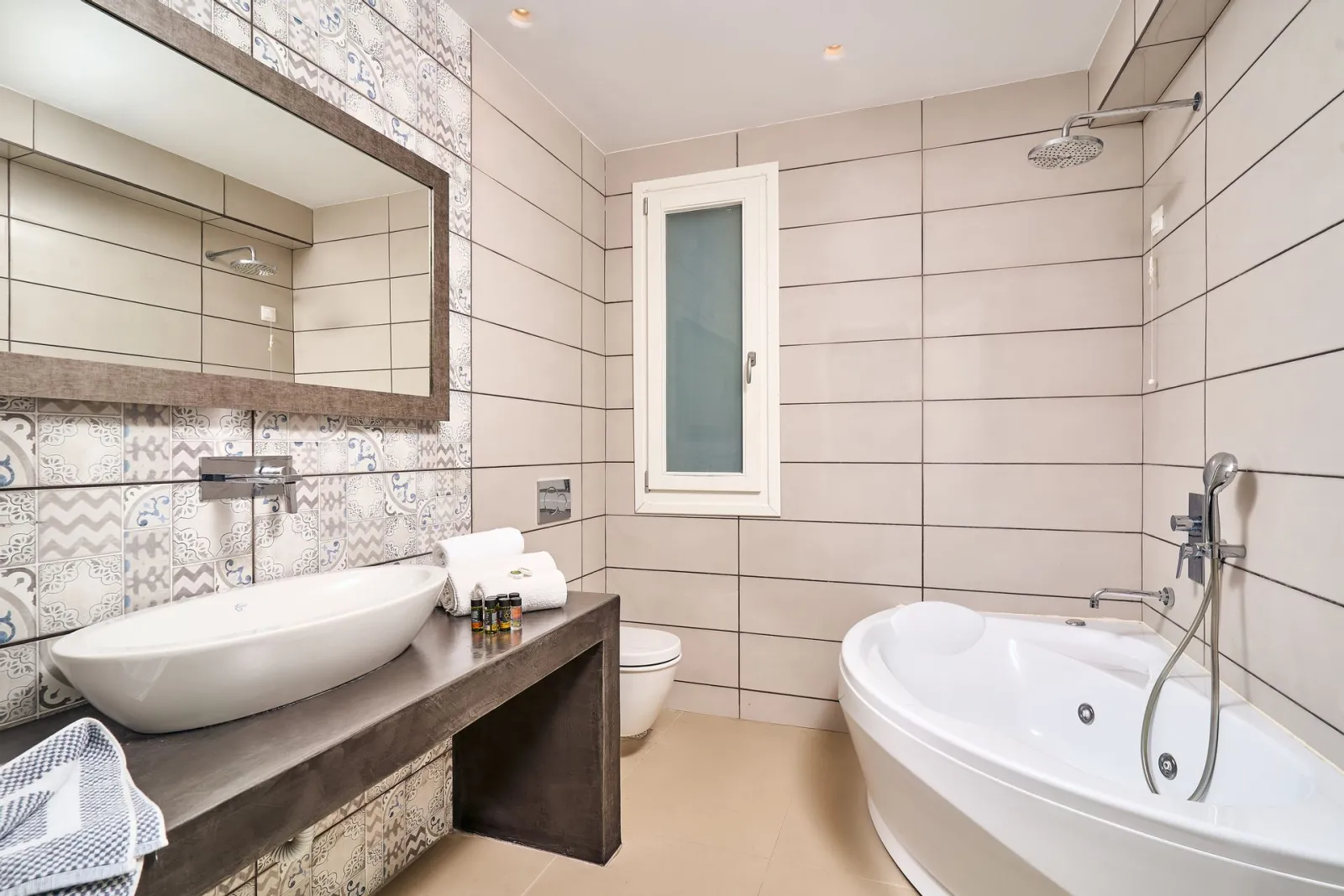 Five Bedroom Sea View Villa with private pool